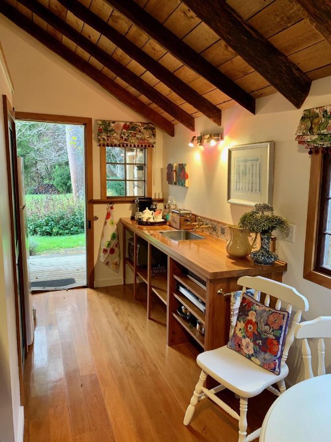 Mill Cottage - Boutique Accommodation And Garden Akaroa Zewnętrze zdjęcie